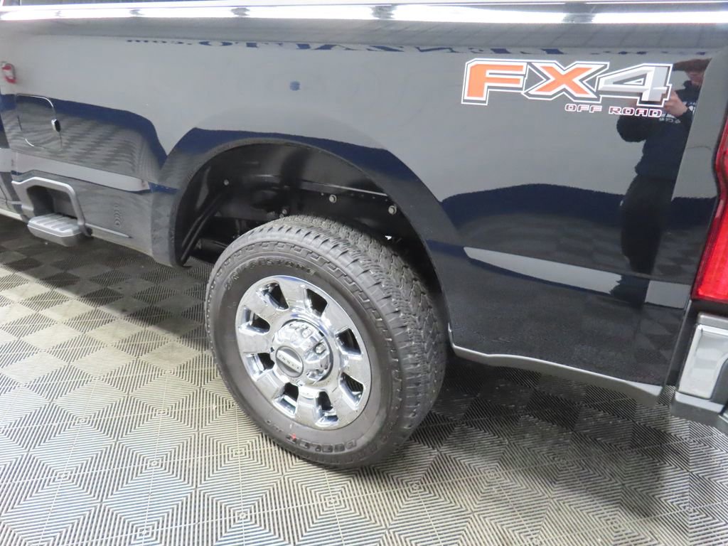 Used 2026 Ford F350 Lariat w/ Lariat Ultimate Package AWD/4WD image 42