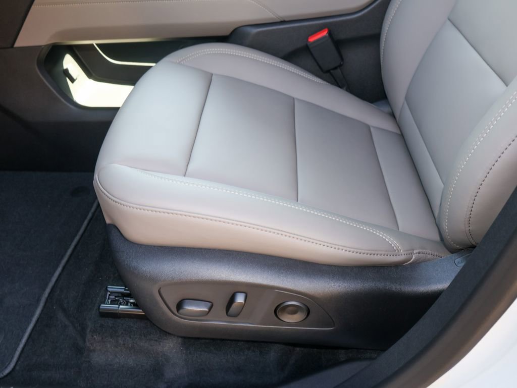 New 2026 GMC Acadia Elevation image 8