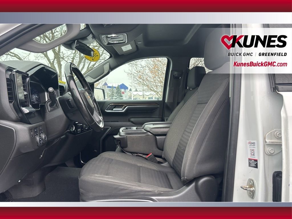 Used 2023 Chevrolet Silverado 1500 LT w/ Protection Package image 15