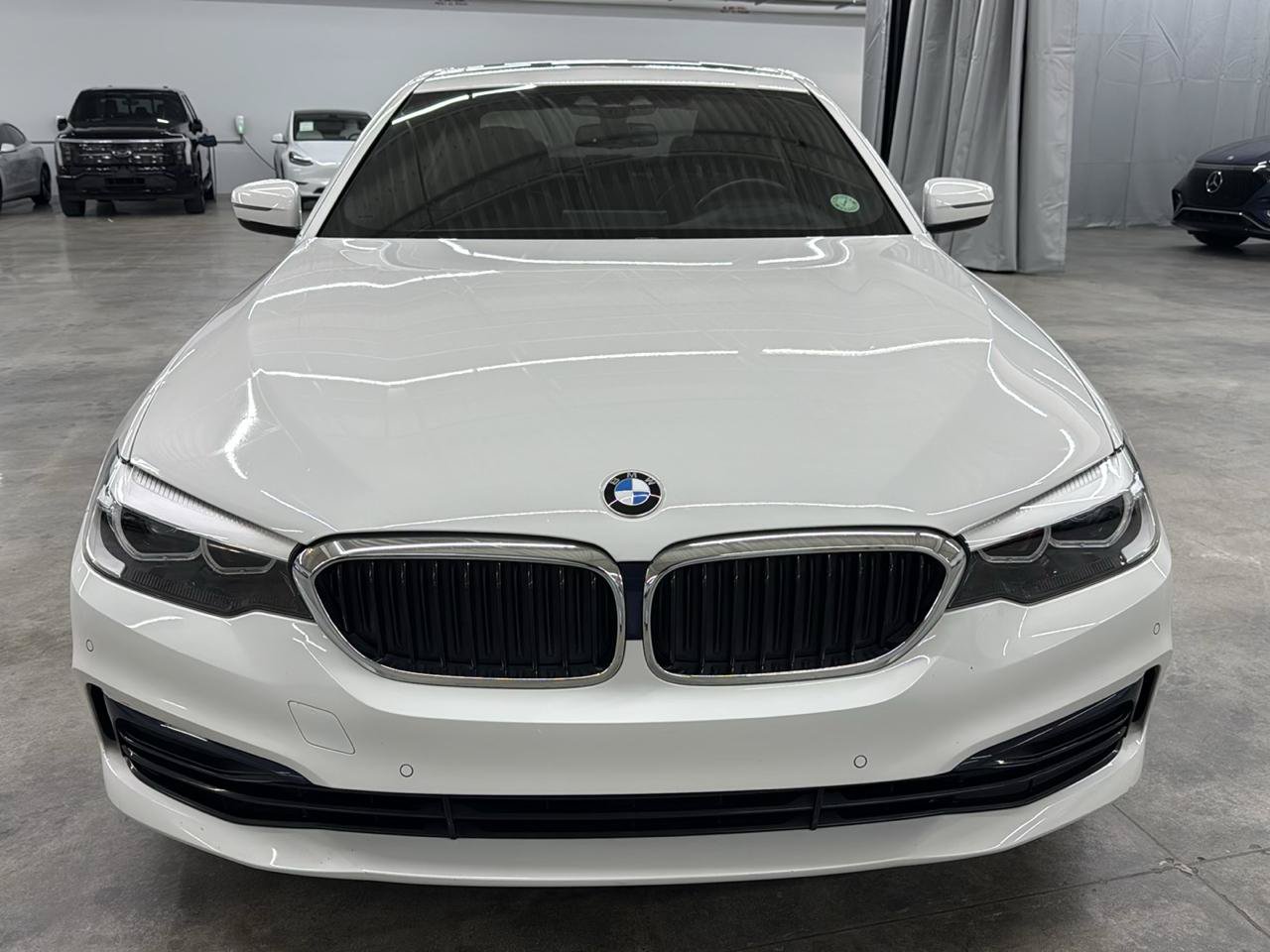 Used 2020 BMW 530i RWD image 3