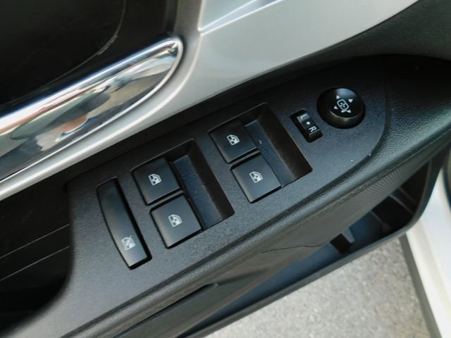 Used 2016 Chevrolet Equinox LS image 11