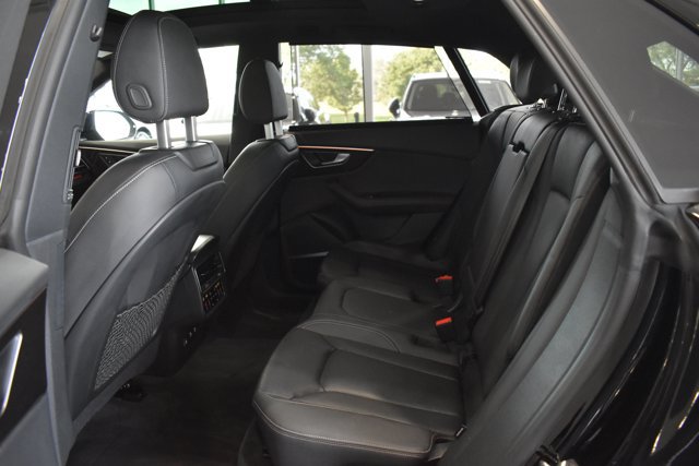 Used 2024 Audi Q8 Premium Plus w/ Premium Plus Package AWD/4WD image 24