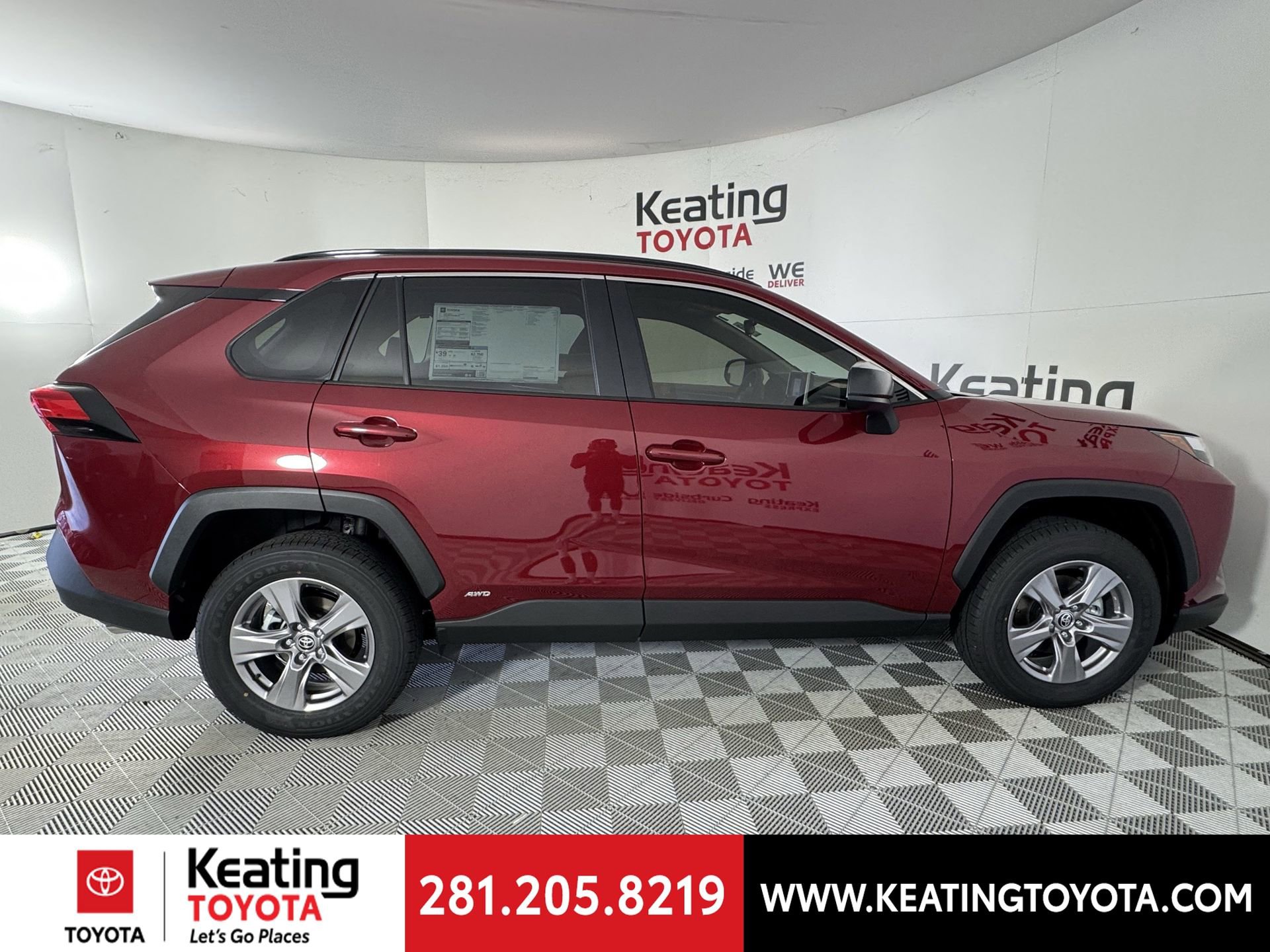 New 2025 Toyota RAV4 LE image 4