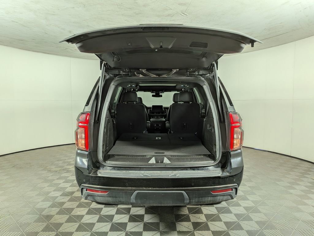 Used 2021 Chevrolet Tahoe Z71 w/ Z71 Signature Package image 9