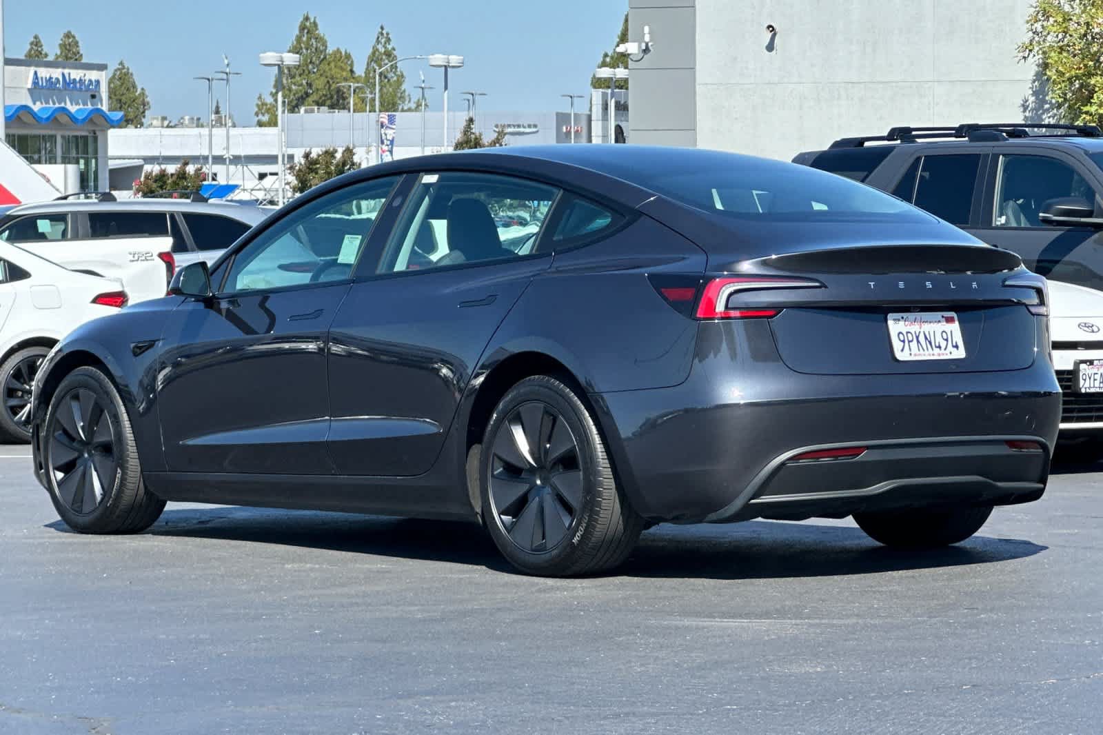 Used 2024 Tesla Model 3 Standard Range RWD image 7