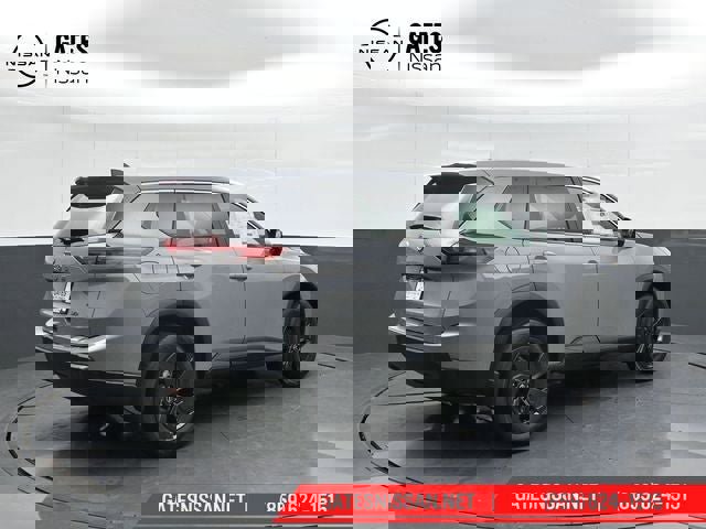 New 2026 Nissan Rogue SV image 2