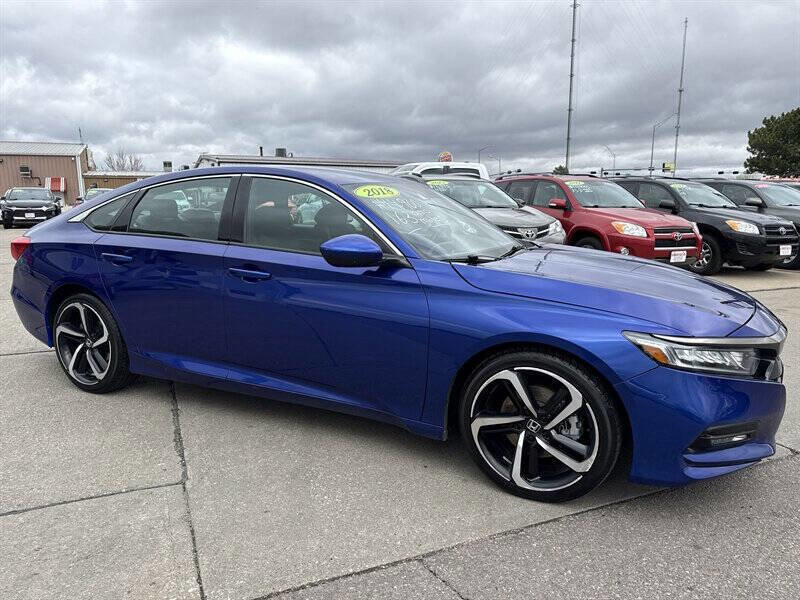 Used 2018 Honda Accord Sport image 10