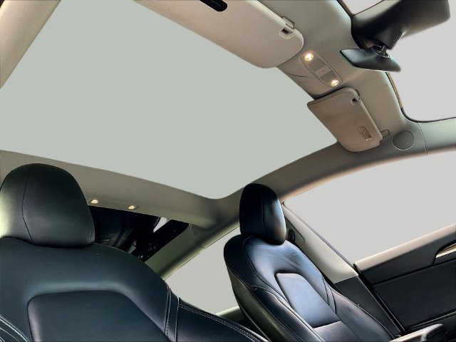 Used 2021 Tesla Model 3 Standard Range Plus RWD image 26