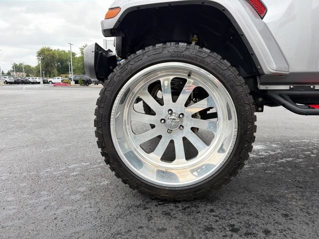Used 2020 Jeep Gladiator Sport w/ Quick Order Package 24S AWD/4WD image 14