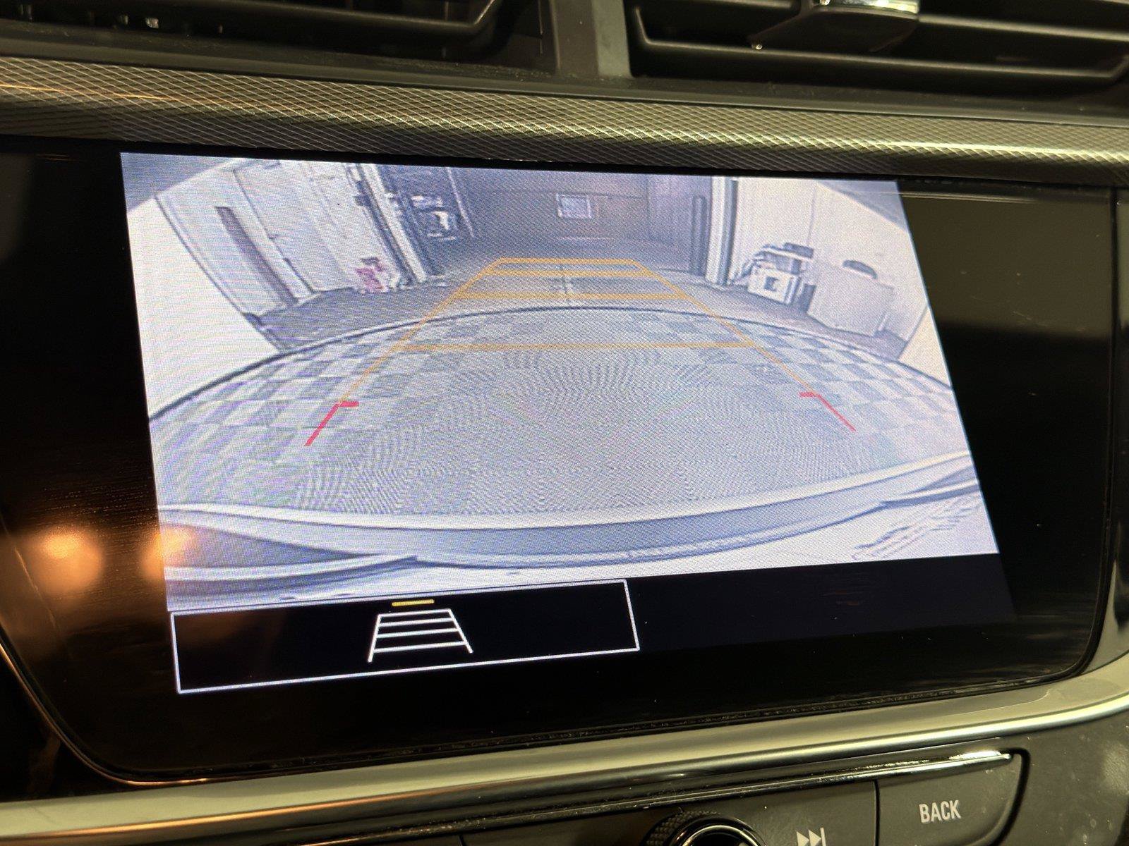 Used 2020 Buick Encore GX Select FWD image 27