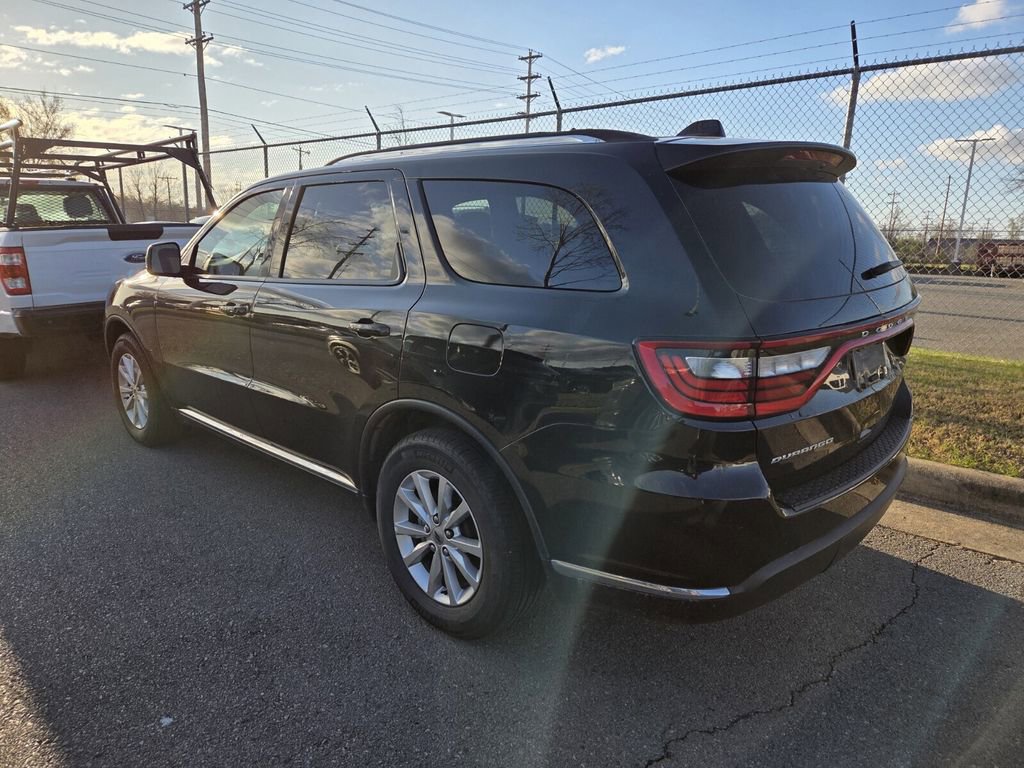 Used 2023 Dodge Durango SXT image 4