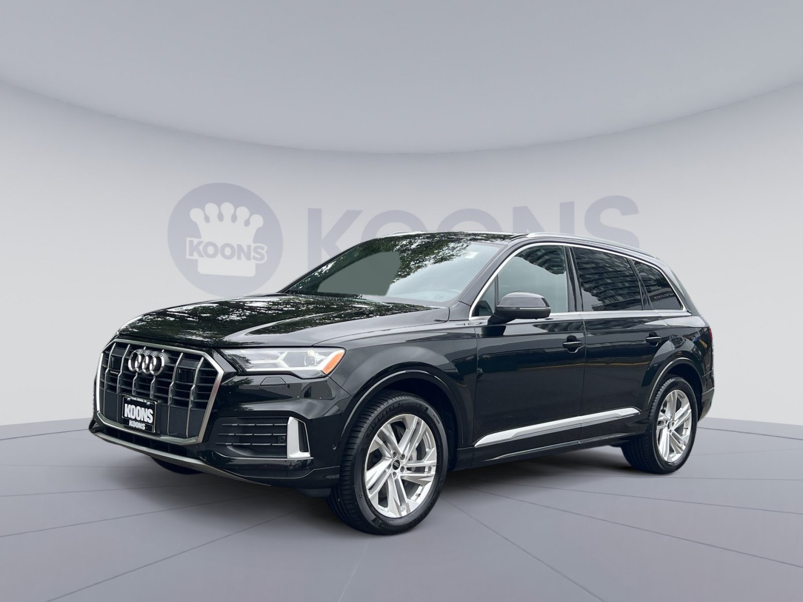 Used 2023 Audi Q7 2.0T Premium w/ Convenience Package AWD/4WD image 1