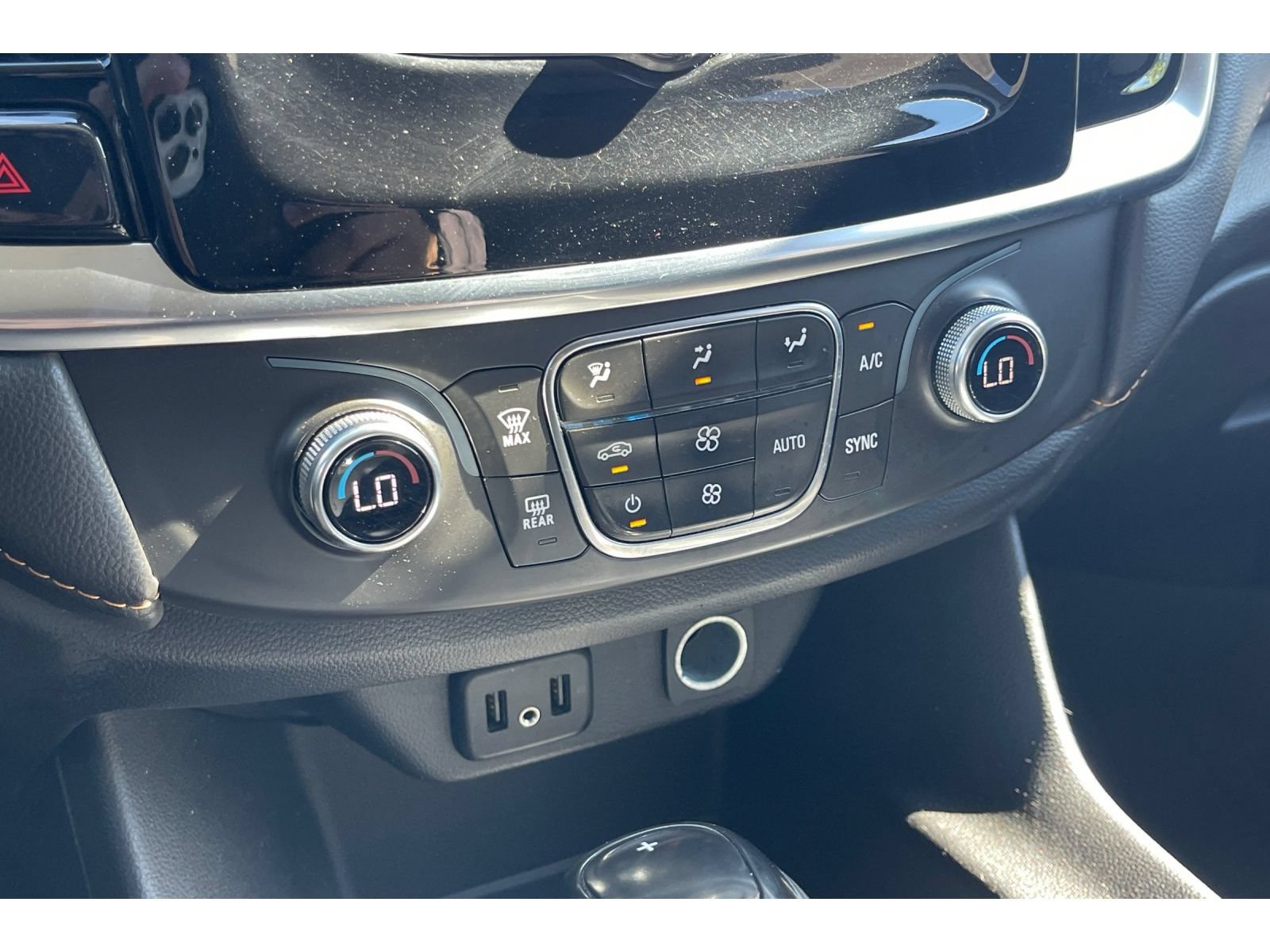 Used 2019 Chevrolet Traverse LS w/ LPO, Blackout Package FWD image 29