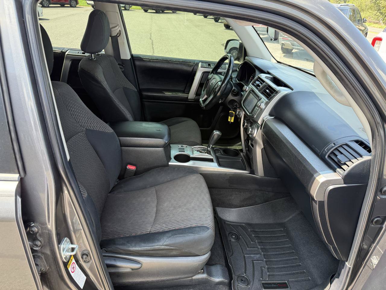 Used 2014 Toyota 4Runner SR5 RWD image 19