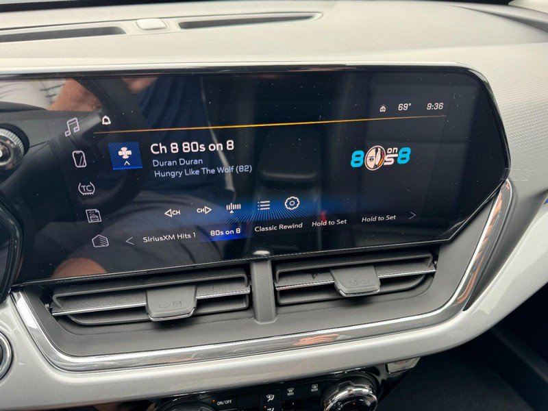 New 2026 Chevrolet Trax LT FWD image 38