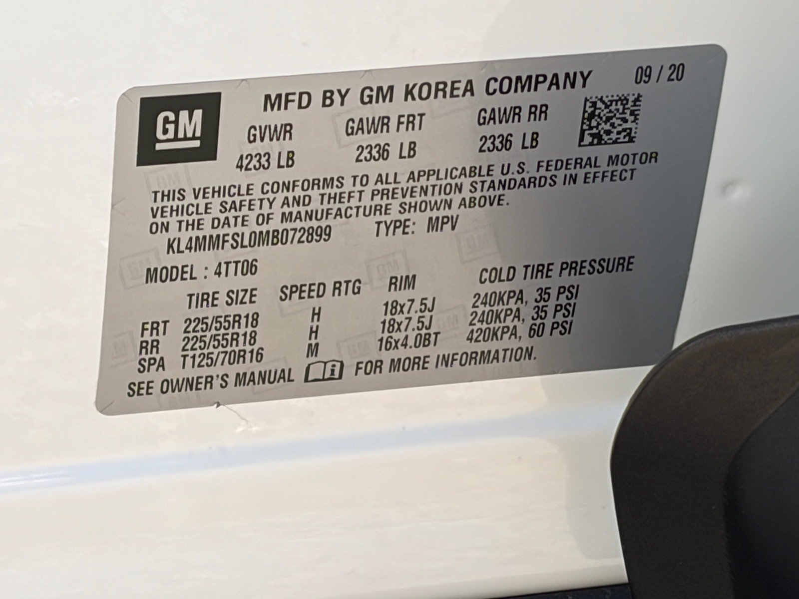 Used 2021 Buick Encore GX Essence w/ Advanced Technology Package FWD image 37