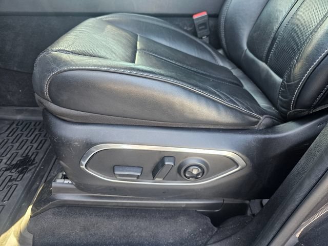 Used 2022 Jeep Wagoneer Series III w/ Premium Group I AWD/4WD image 18