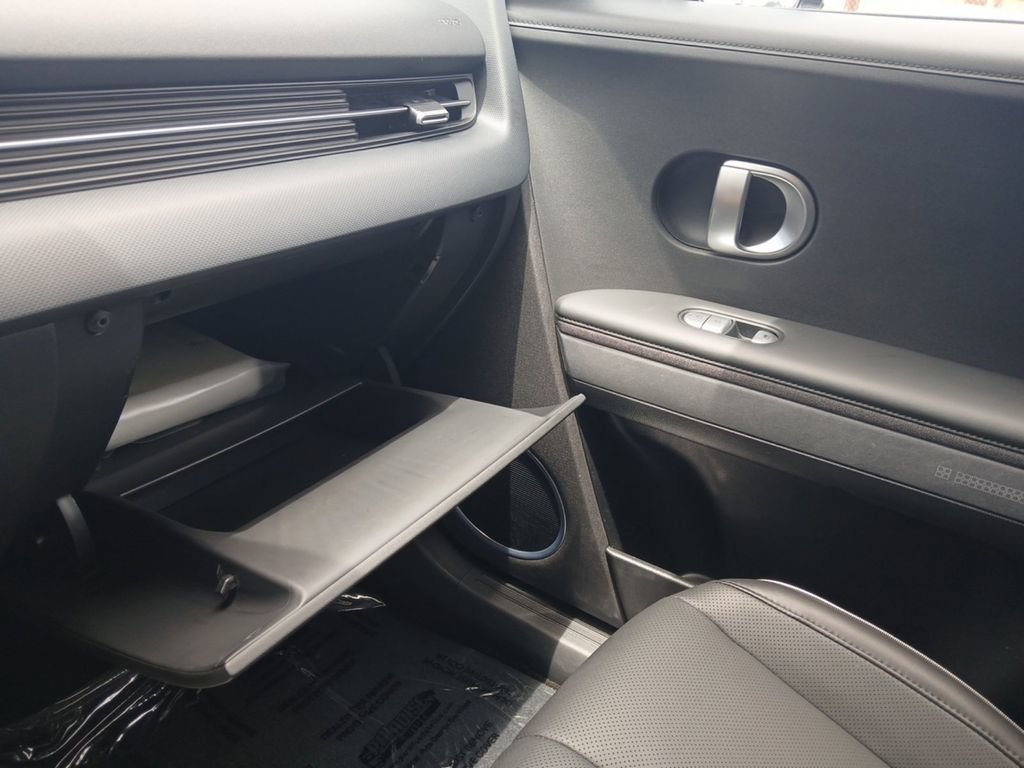 Used 2023 Hyundai Ioniq 5 Limited w/ Cargo Package RWD image 22