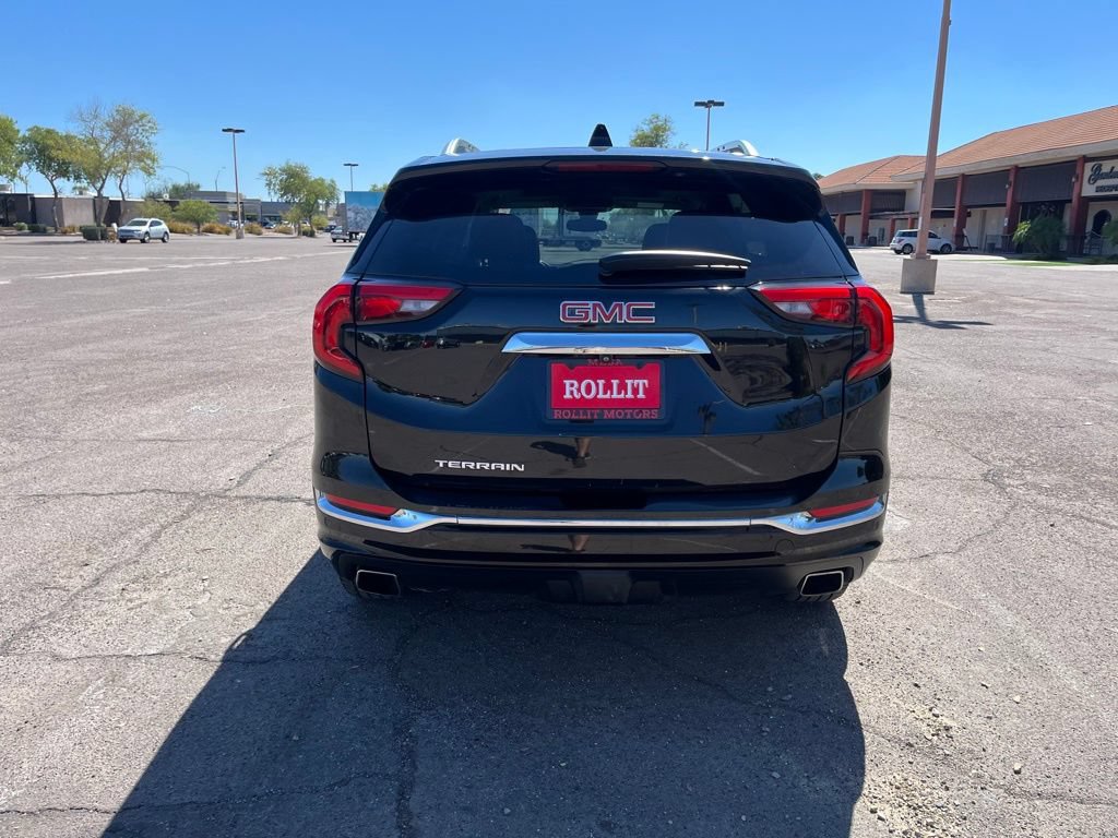 Used 2019 GMC Terrain Denali w/ Driver Alert Package II FWD image 8