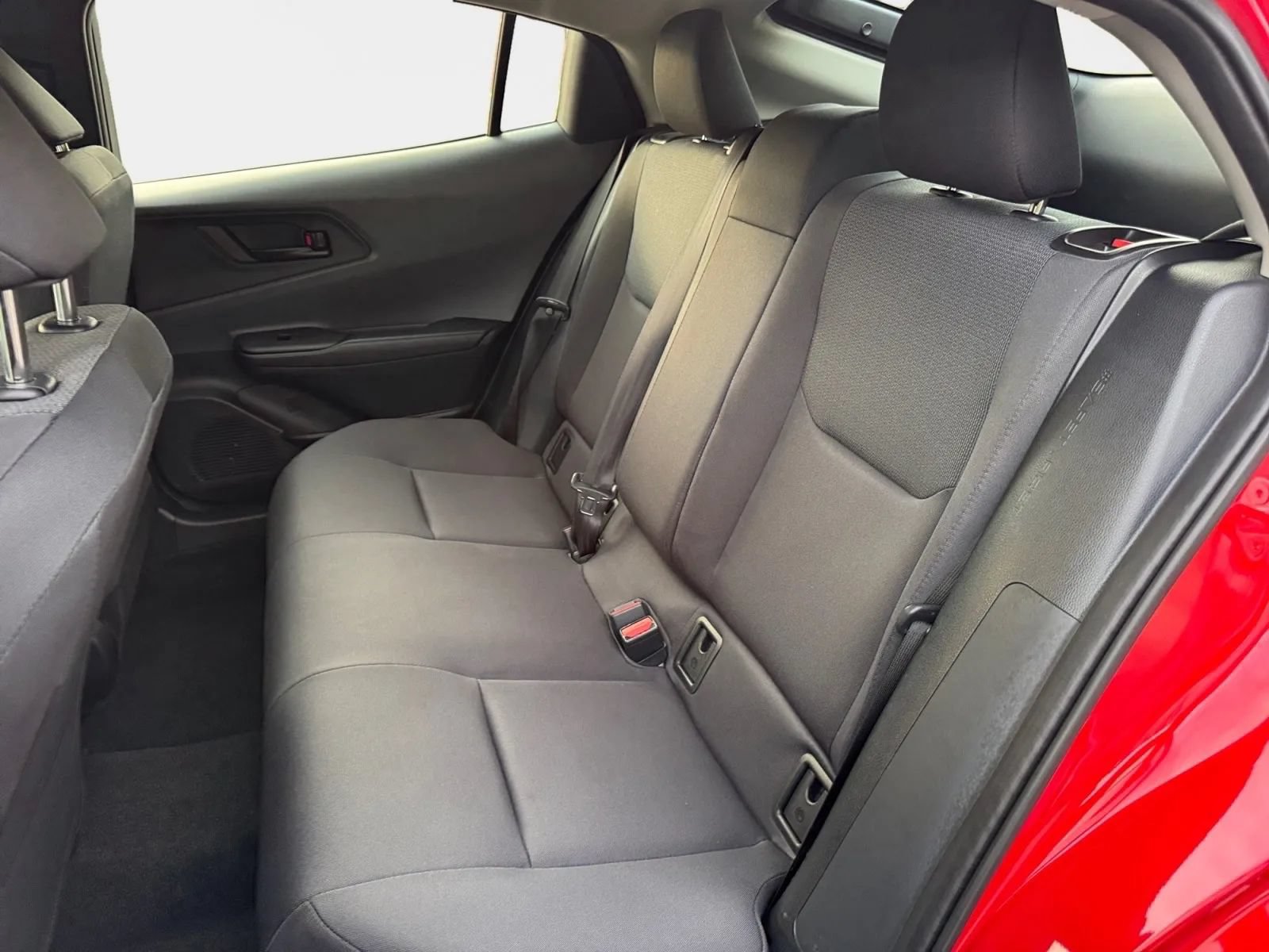 Used 2026 Toyota Prius LE FWD image 11