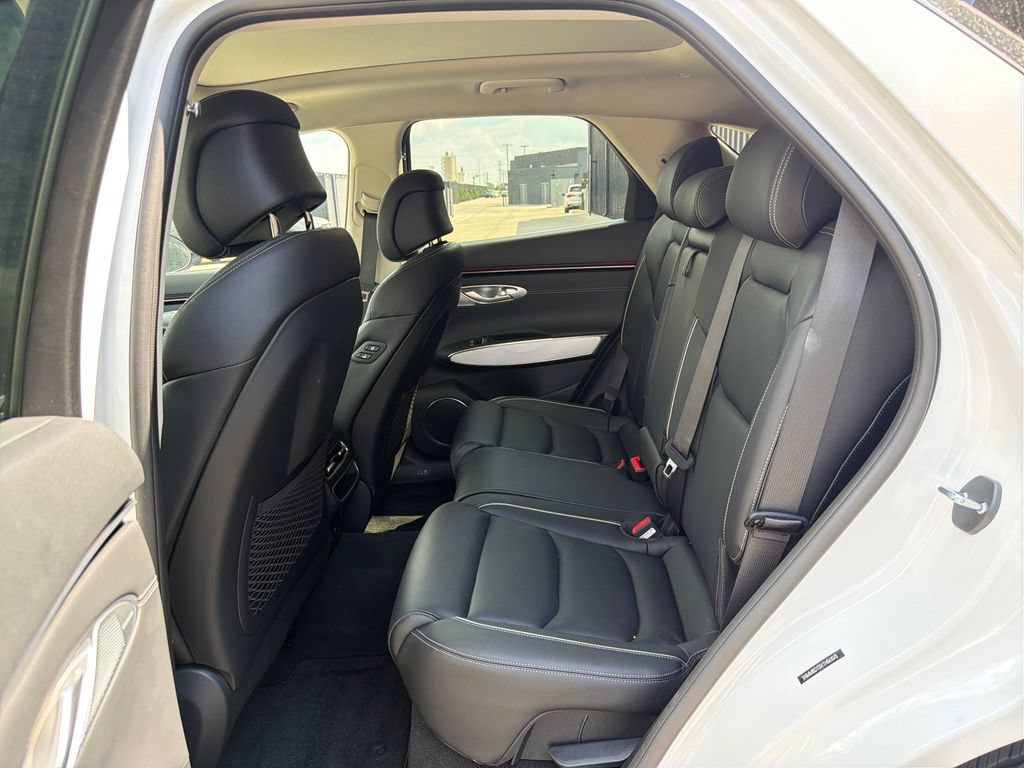Certified 2026 Genesis GV70 2.5T Advanced AWD/4WD image 15