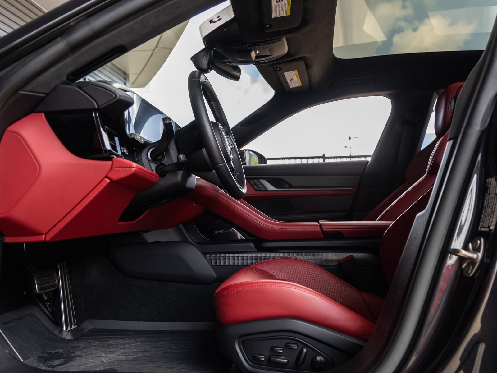 Certified 2023 Porsche Taycan Turbo S AWD/4WD image 26
