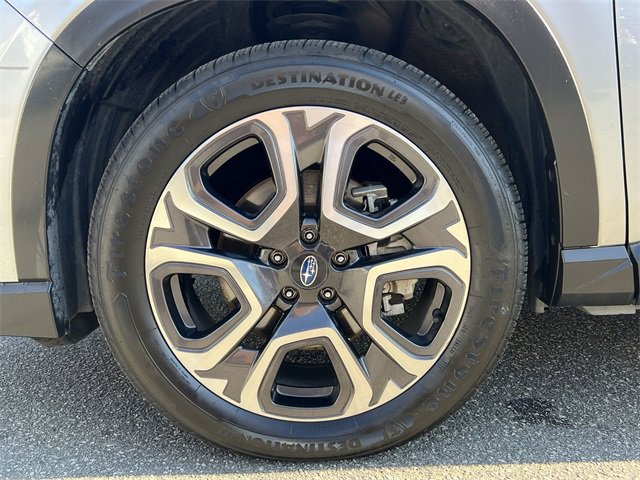 Used 2023 Subaru Ascent Limited image 38