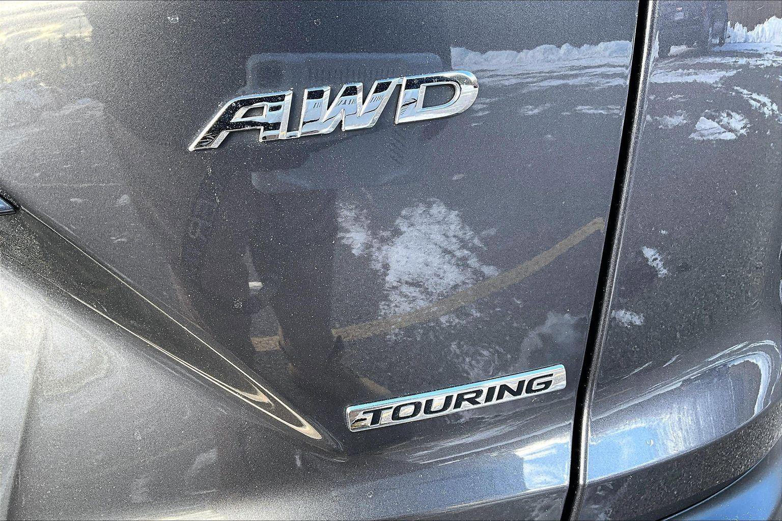 Used 2020 Honda CR-V Touring image 8
