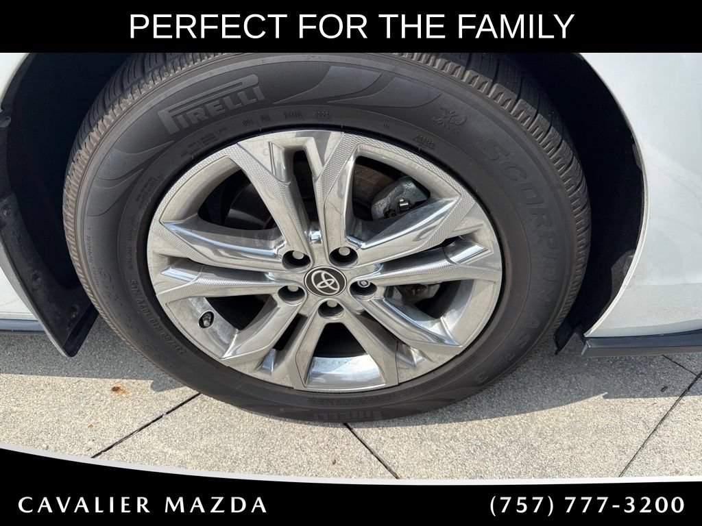 Used 2023 Toyota Sienna XSE w/ Protection Package (TMS) AWD/4WD image 21