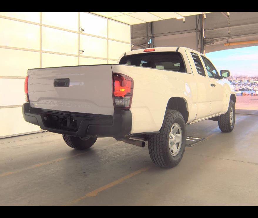 Used 2020 Toyota Tacoma SR image 10