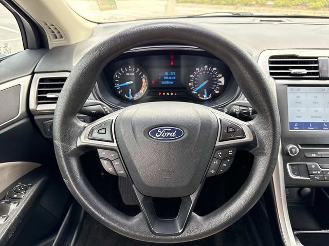 Used 2018 Ford Fusion S FWD image 14
