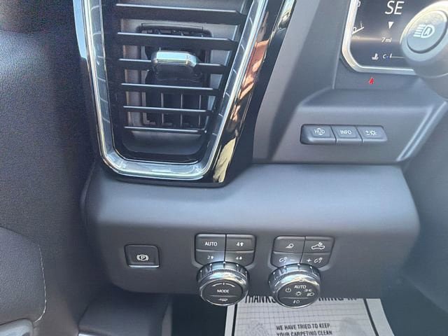 New 2026 GMC Sierra 2500 Denali w/ Denali Reserve Package AWD/4WD image 18