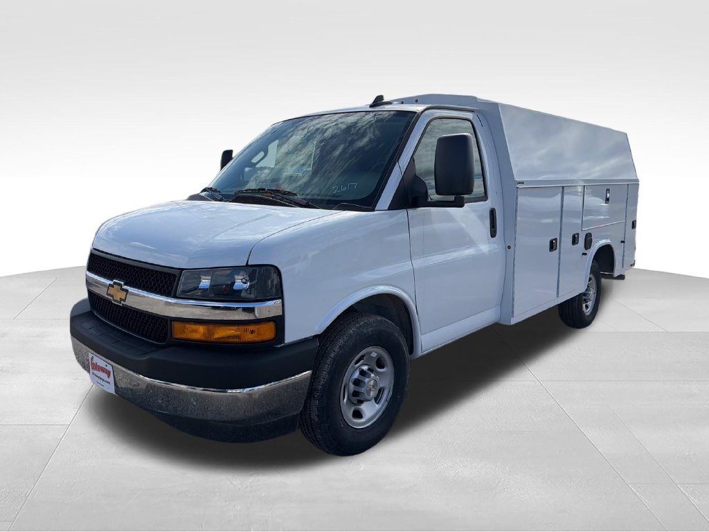 New 2026 Chevrolet Express 3500 w/ Power Convenience Package RWD image 3