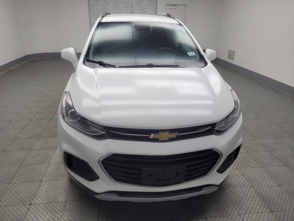 Used 2020 Chevrolet Trax LT w/ LT Convenience Package image 14