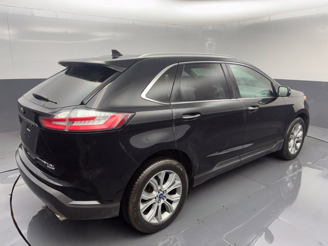 Used 2019 Ford Edge Titanium AWD/4WD image 4