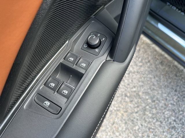 New 2026 Volkswagen Tiguan SEL R-Line image 16