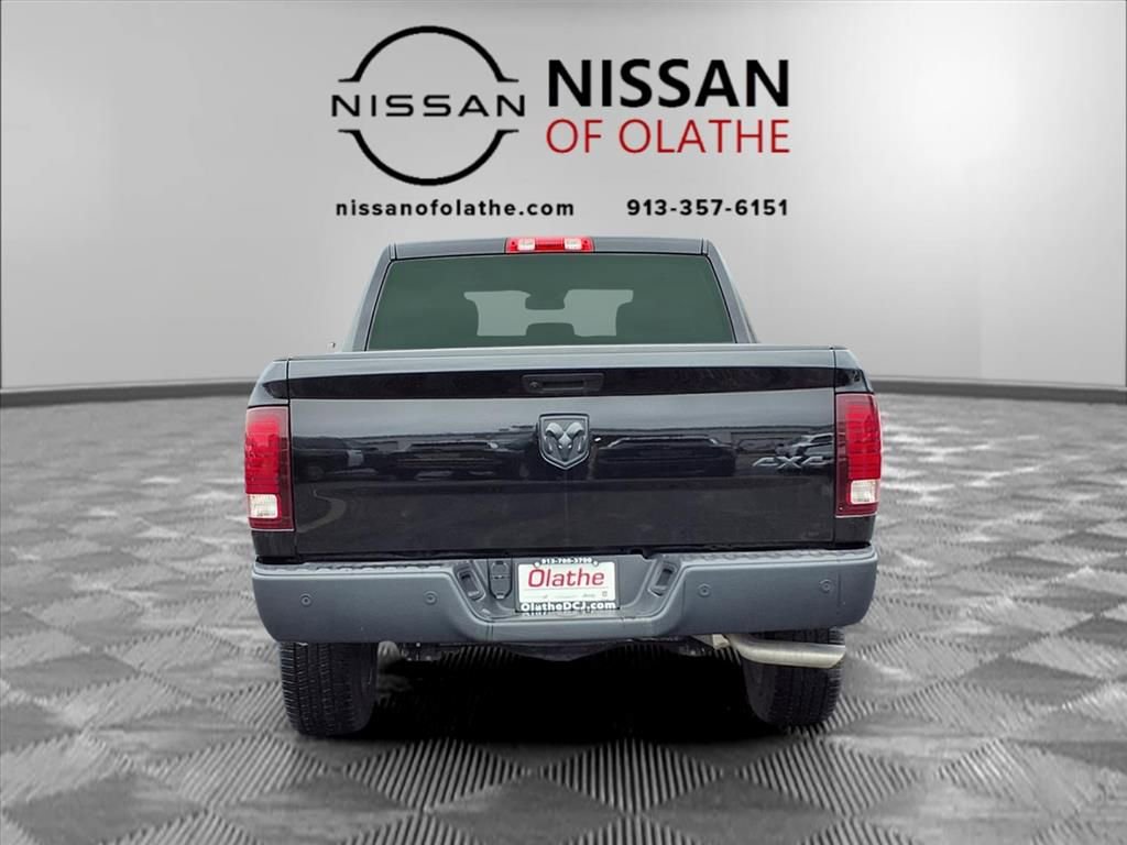 Used 2024 RAM 1500 Classic Warlock image 25