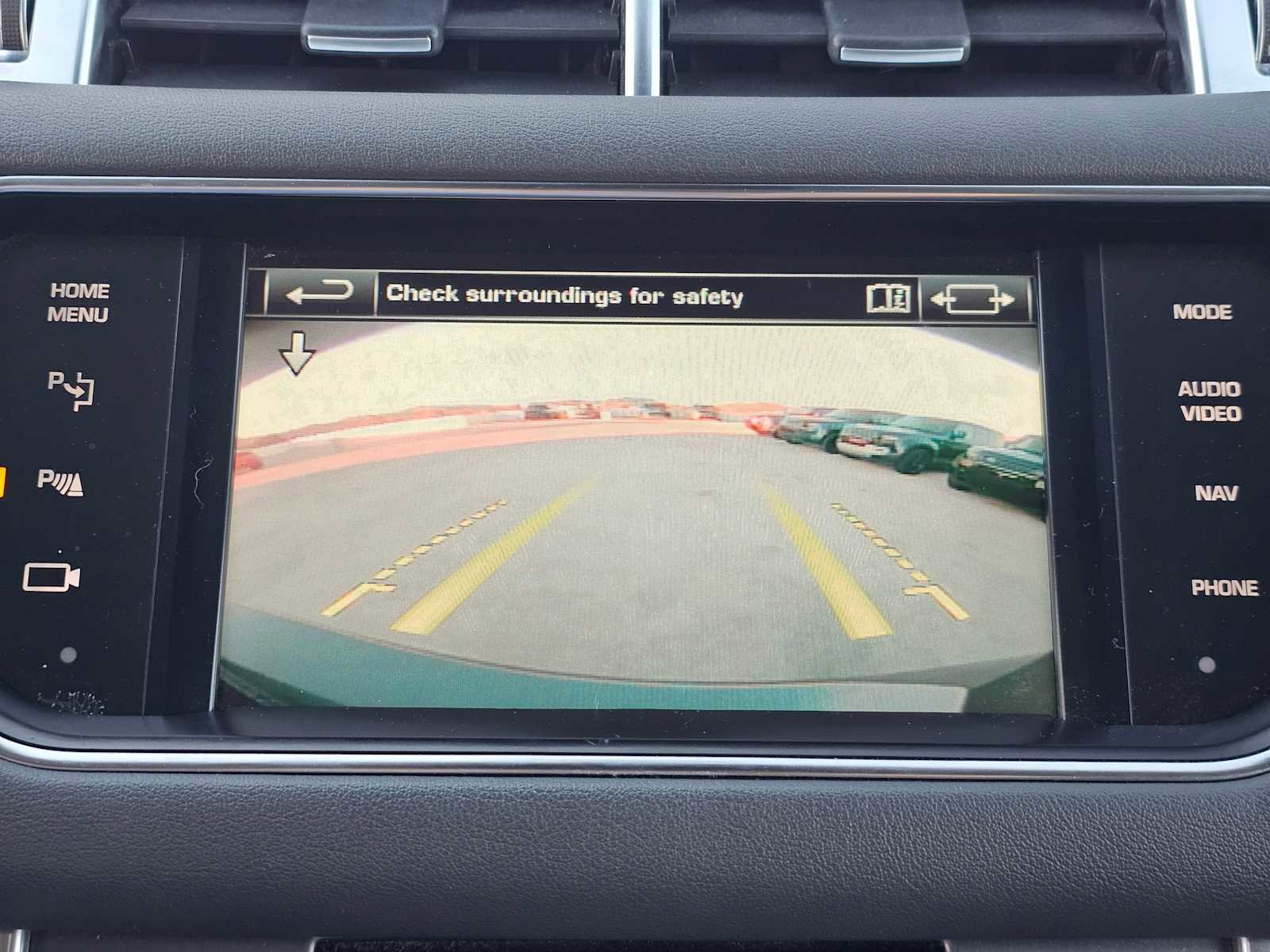 Used 2014 Land Rover Range Rover Sport HSE image 26