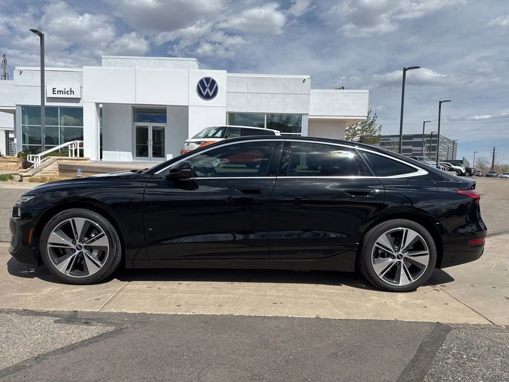 Used 2025 Audi A6 e-tron Premium Plus w/ Premium Plus image 2