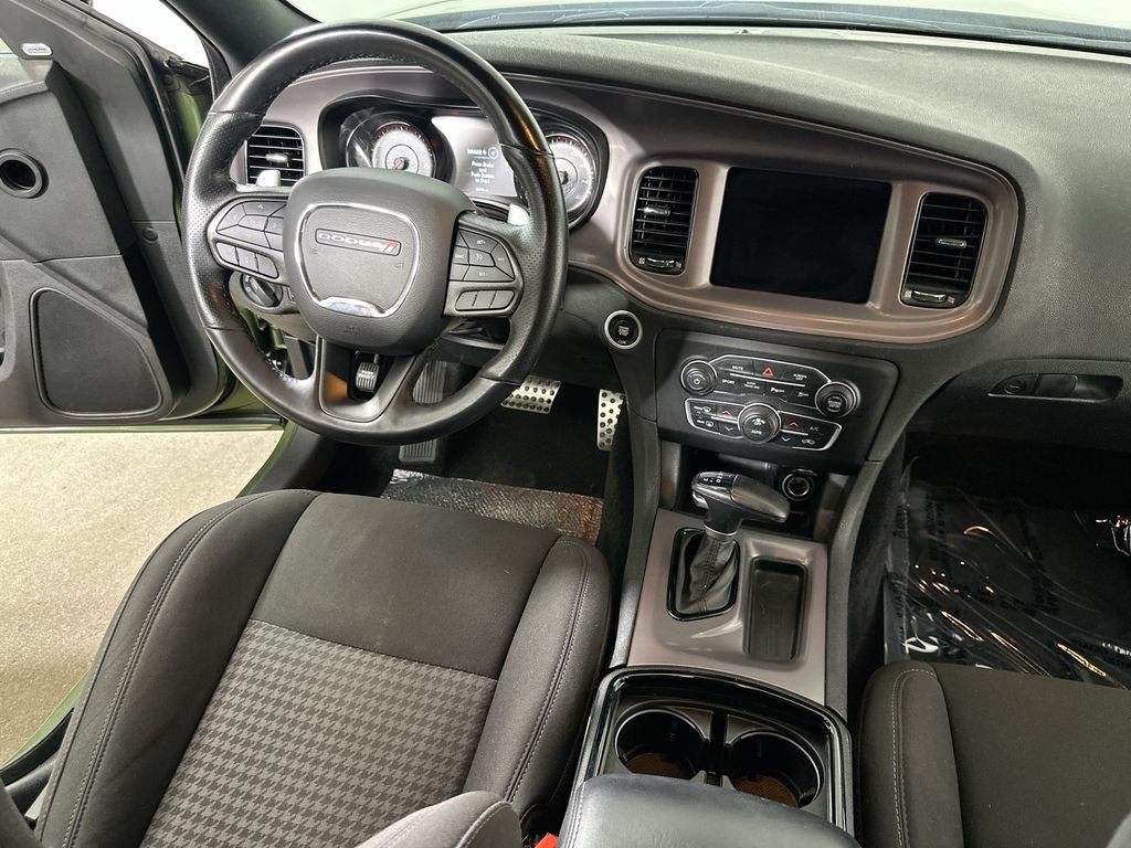 Used 2023 Dodge Charger R/T w/ Blacktop Package RWD image 17