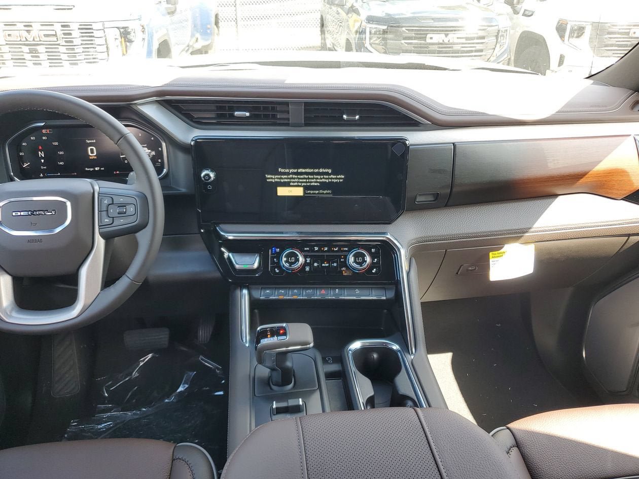 New 2026 GMC Sierra 1500 Denali w/ Technology Package AWD/4WD image 15