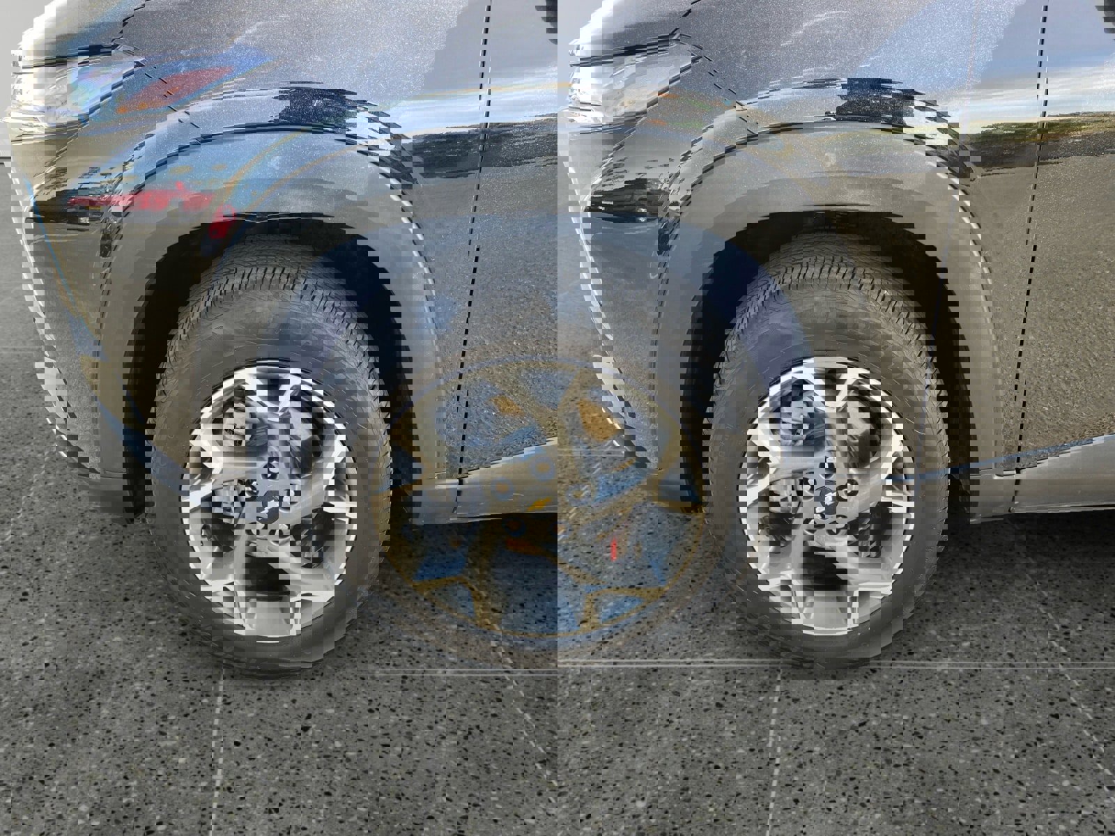 Used 2025 Chevrolet Trax LT image 14