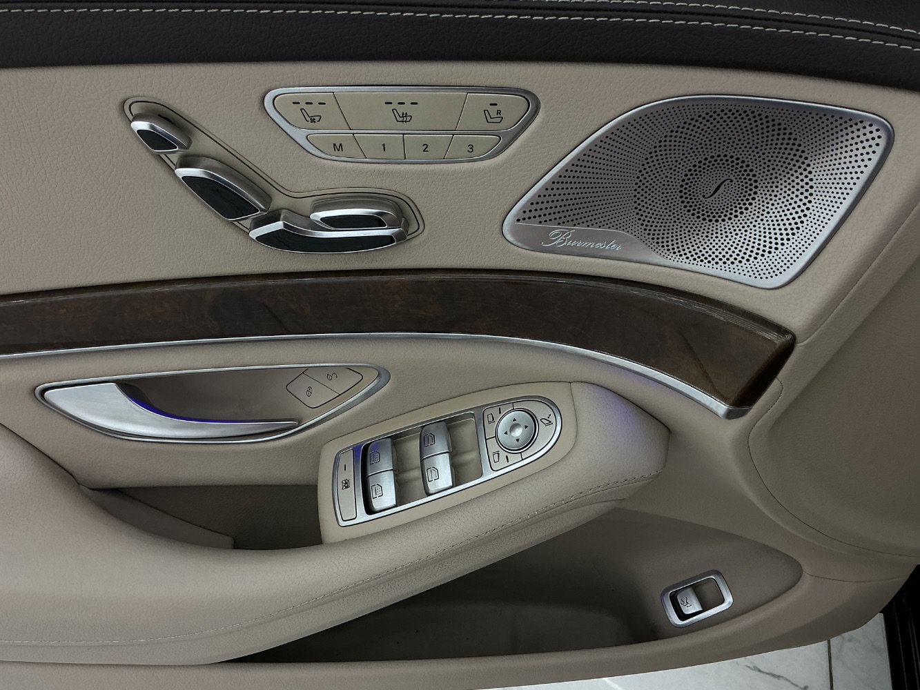 Used 2015 Mercedes-Benz S 550 4MATIC Sedan image 37