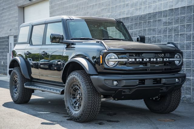 Used 2026 Ford Bronco Outer Banks w/ Sasquatch Package AWD/4WD image 2