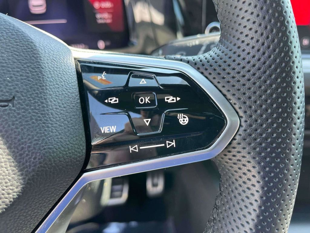 Used 2022 Volkswagen GTI S FWD image 18