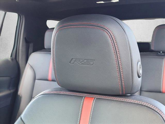 Used 2024 Chevrolet Traverse RS image 13