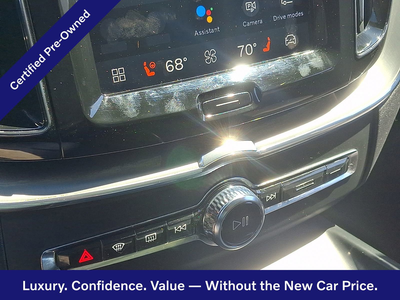 Certified 2024 Volvo XC60 B5 Core w/ Climate Package AWD/4WD image 17