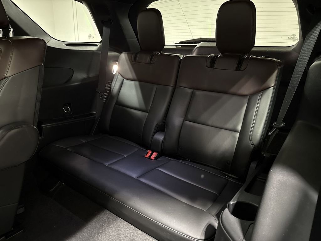 Used 2022 Ford Explorer Platinum w/ Equipment Group 601A AWD/4WD image 25