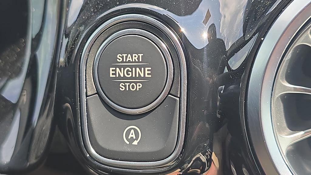 Used 2024 Mercedes-Benz GLA 35 AMG 4MATIC image 30