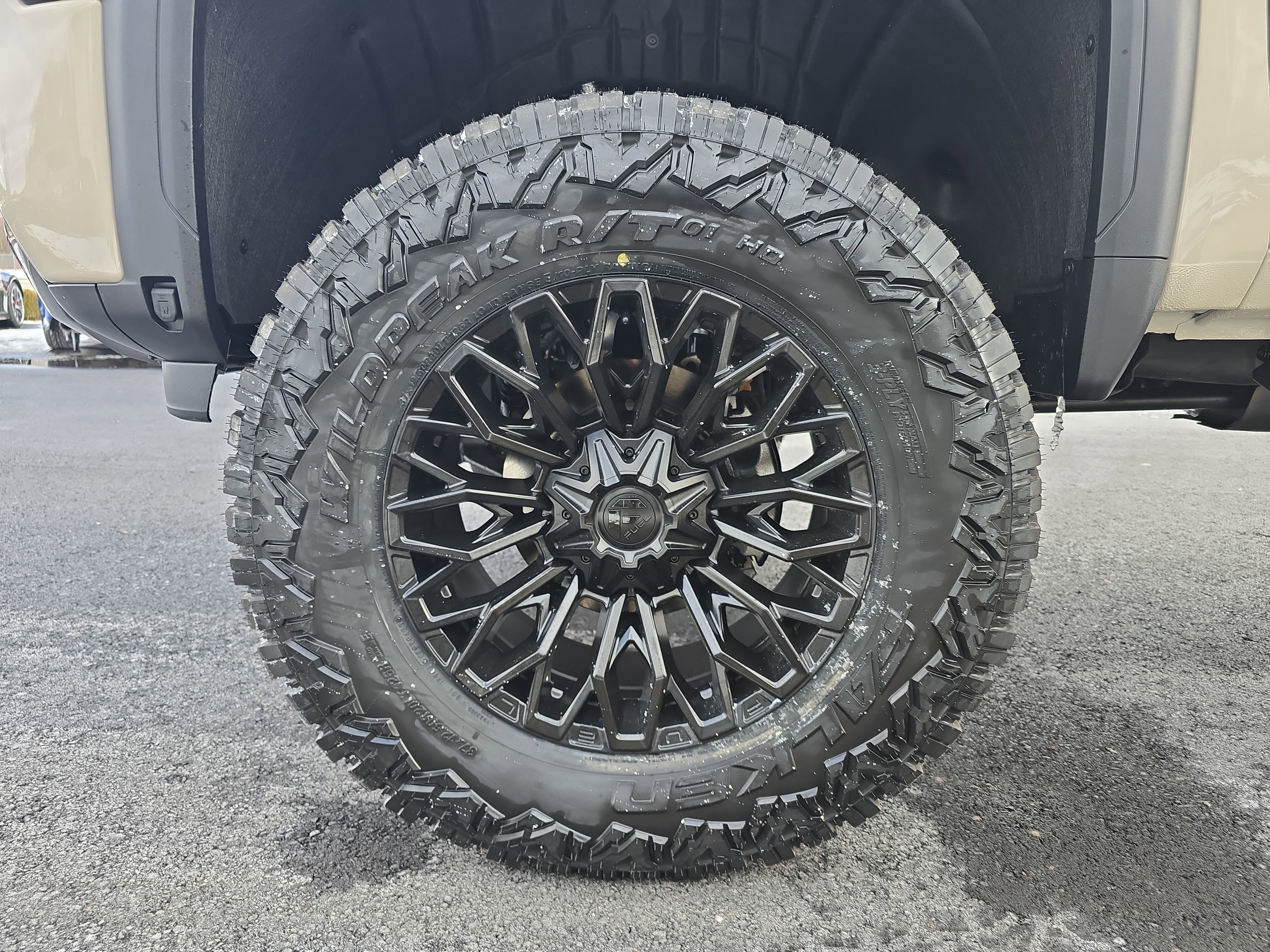 New 2026 GMC Sierra 2500 AT4 image 11